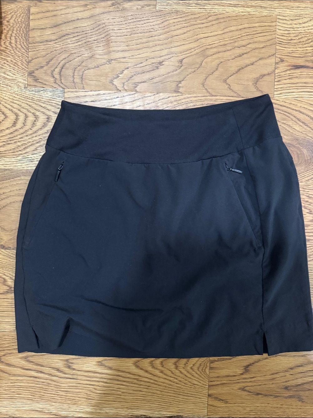 ATHLETA Women's Black Active Skort with Front Pockets